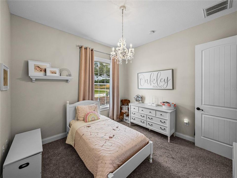 待售: $899,000 (3 贝兹, 3 浴室, 2433 平方英尺)