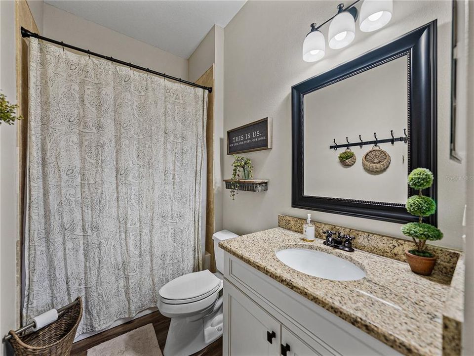 待售: $899,000 (3 贝兹, 3 浴室, 2433 平方英尺)