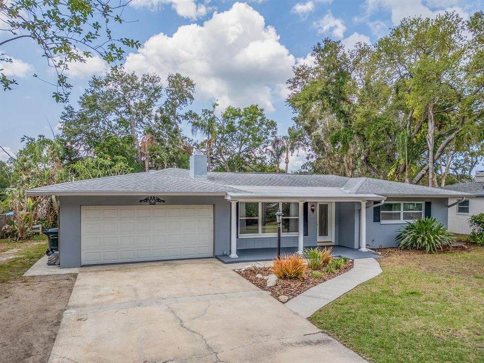 Недавно продано: $469,500 (3 спален, 2 ванн, 1444 Квадратных фут)