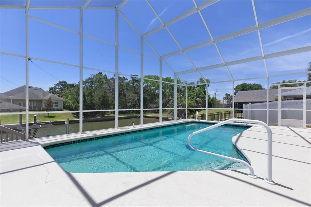 Active With Contract: $585,000 (3 beds, 2 baths, 1635 Square Feet)