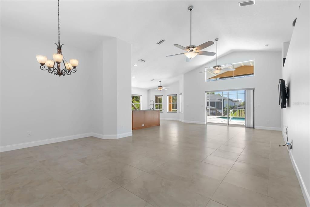 Active With Contract: $585,000 (3 beds, 2 baths, 1635 Square Feet)