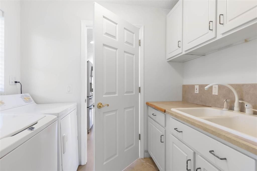 Active With Contract: $585,000 (3 beds, 2 baths, 1635 Square Feet)