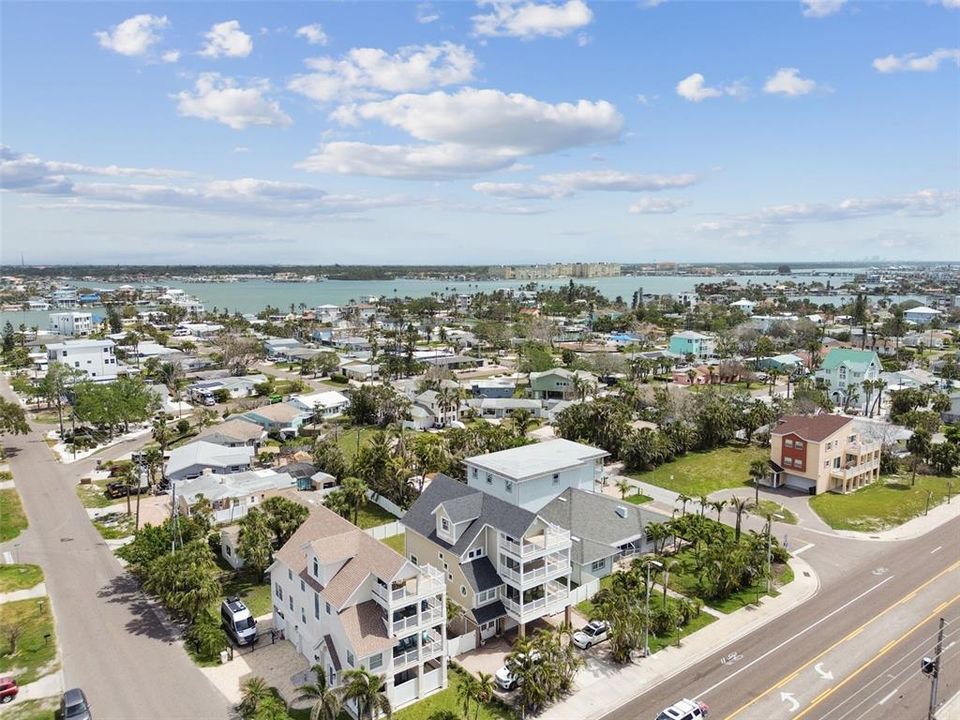 For Rent: $8,500 (4 beds, 3 baths, 2902 Square Feet)