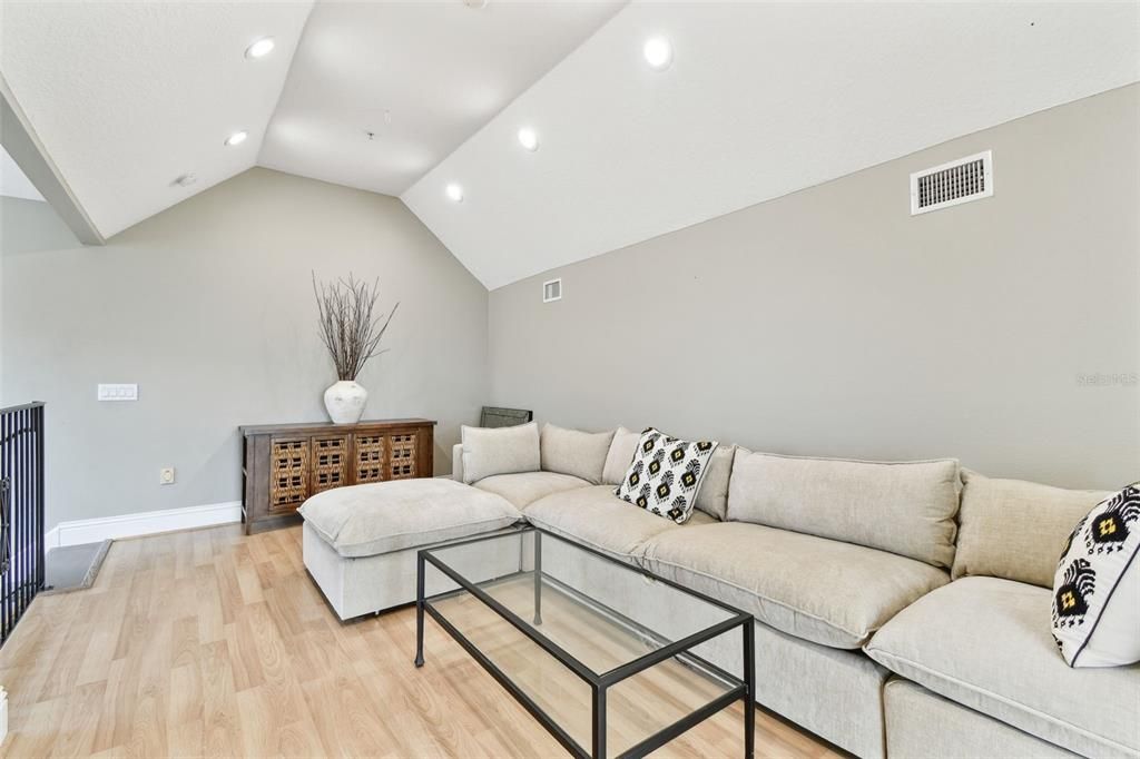 For Rent: $8,500 (4 beds, 3 baths, 2902 Square Feet)