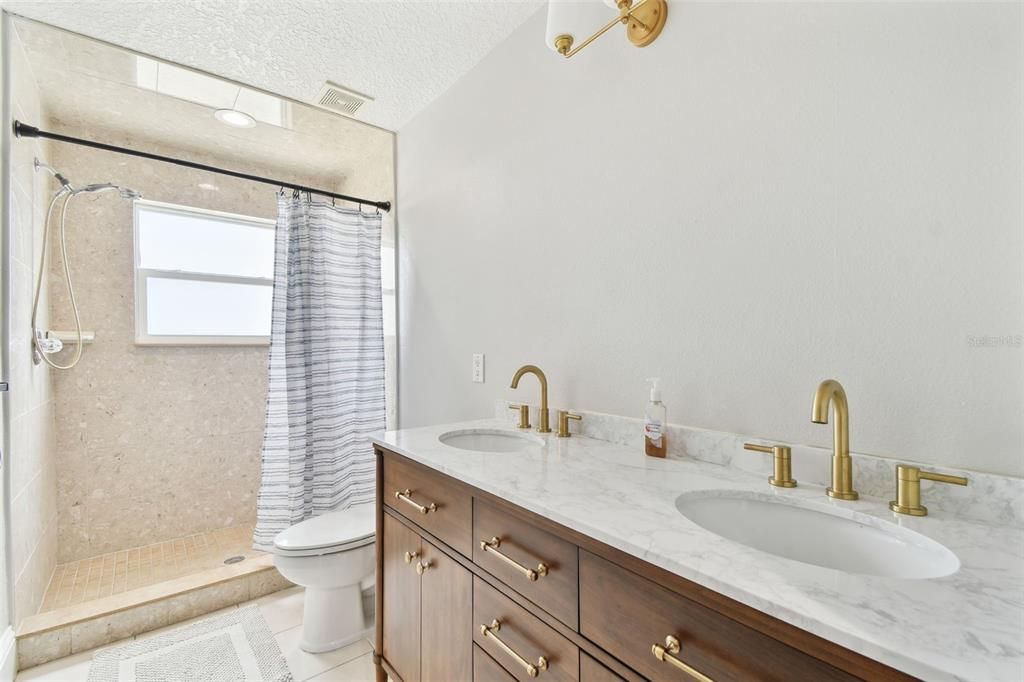 For Rent: $8,500 (4 beds, 3 baths, 2902 Square Feet)