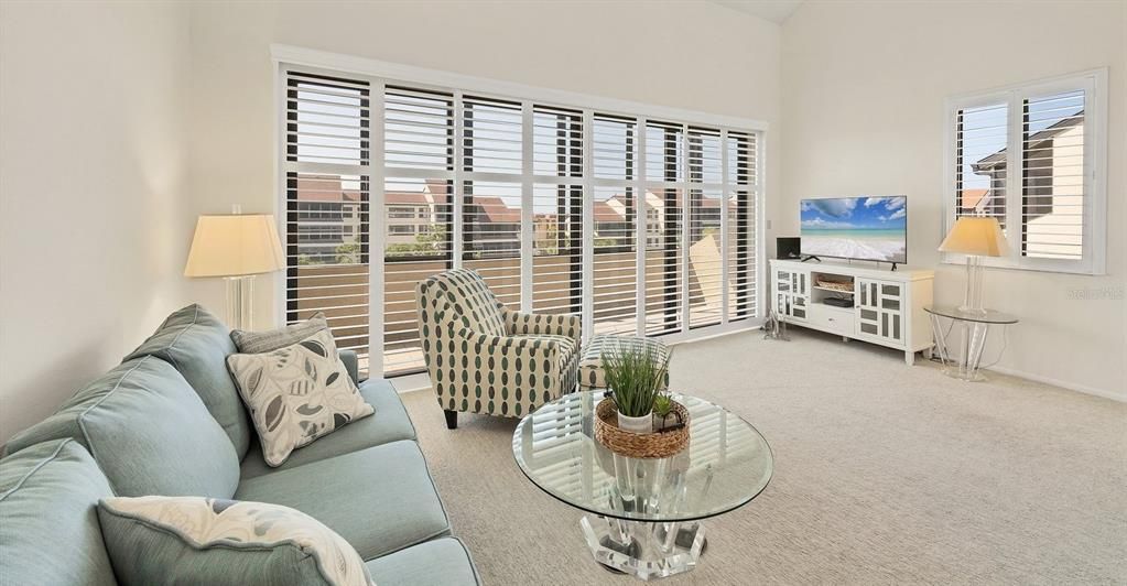 На продажу: $643,000 (2 спален, 2 ванн, 1306 Квадратных фут)