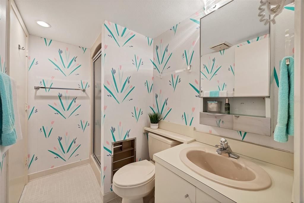 На продажу: $643,000 (2 спален, 2 ванн, 1306 Квадратных фут)