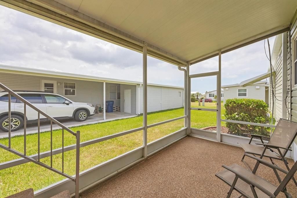 合同活跃: $194,500 (2 贝兹, 2 浴室, 960 平方英尺)