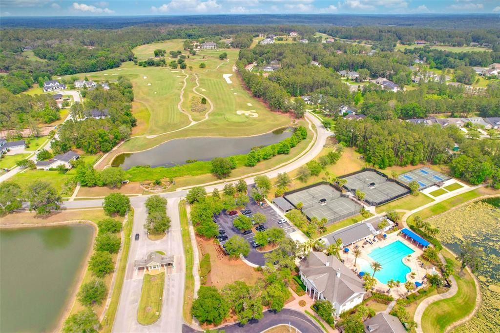 En Venta: $350,000 (0.91 acres)