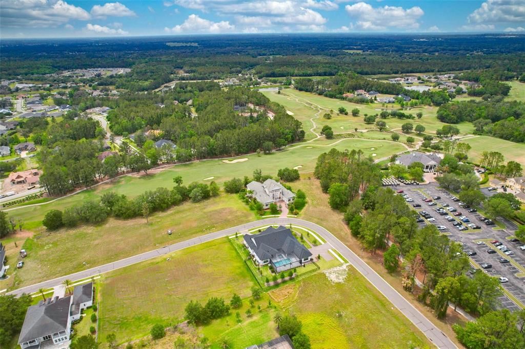 En Venta: $350,000 (0.91 acres)