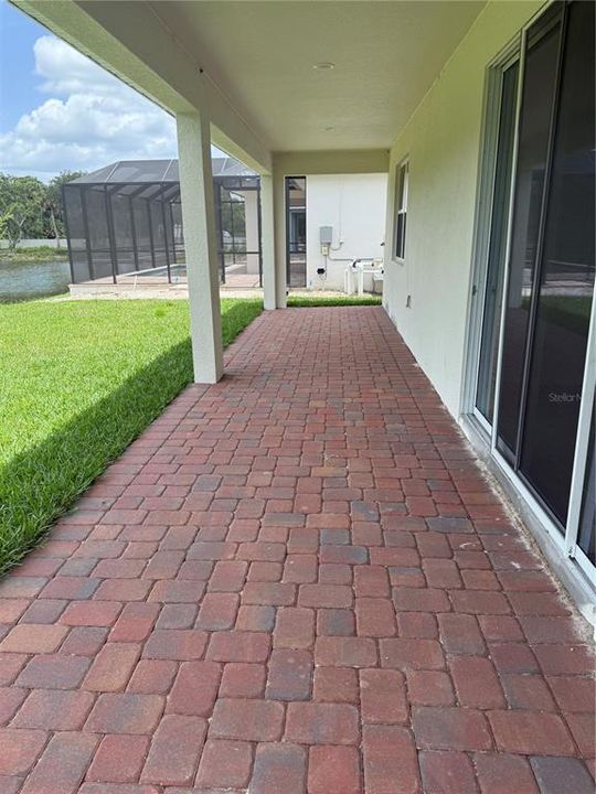 Active With Contract: $479,000 (3 beds, 2 baths, 2080 Square Feet)