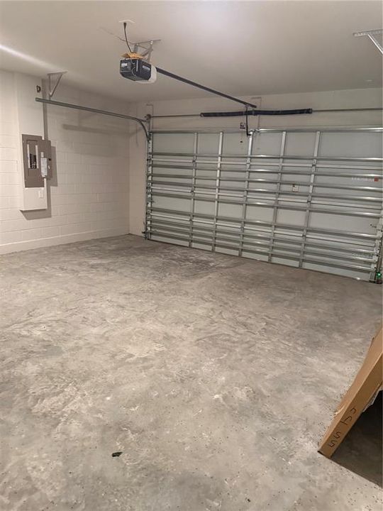 Active With Contract: $479,000 (3 beds, 2 baths, 2080 Square Feet)