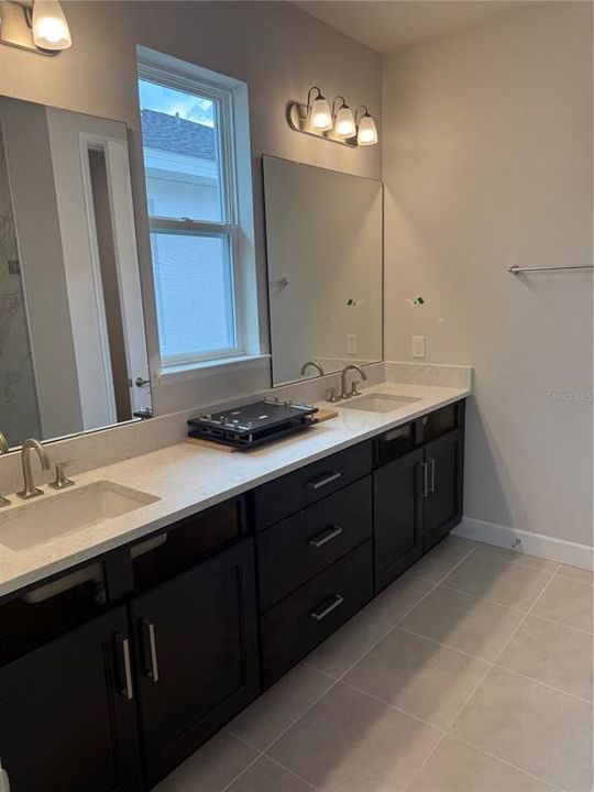 Active With Contract: $479,000 (3 beds, 2 baths, 2080 Square Feet)