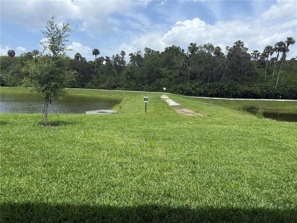 Active With Contract: $479,000 (3 beds, 2 baths, 2080 Square Feet)