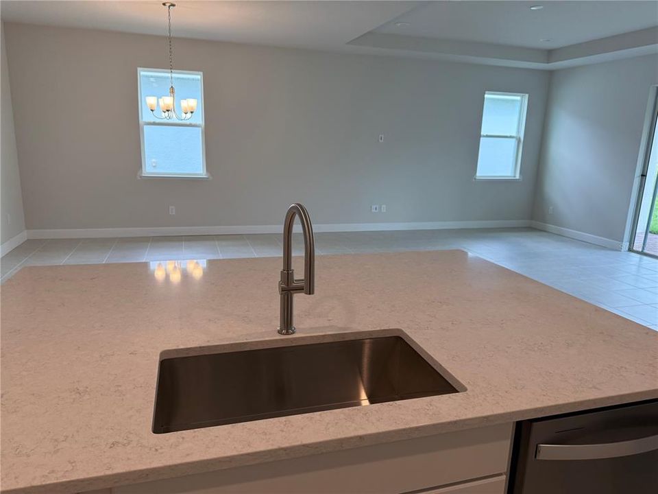 Active With Contract: $479,000 (3 beds, 2 baths, 2080 Square Feet)