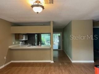 Active With Contract: $222,000 (3 beds, 2 baths, 1197 Square Feet)