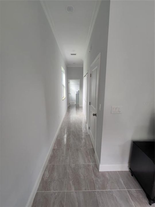 В аренду: $2,000 (2 спален, 1 ванн, 1323 Квадратных фут)