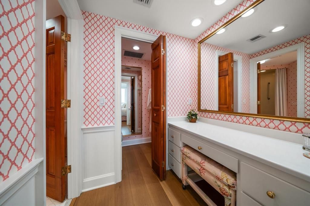 На продажу: $1,075,000 (3 спален, 2 ванн, 1200 Квадратных фут)