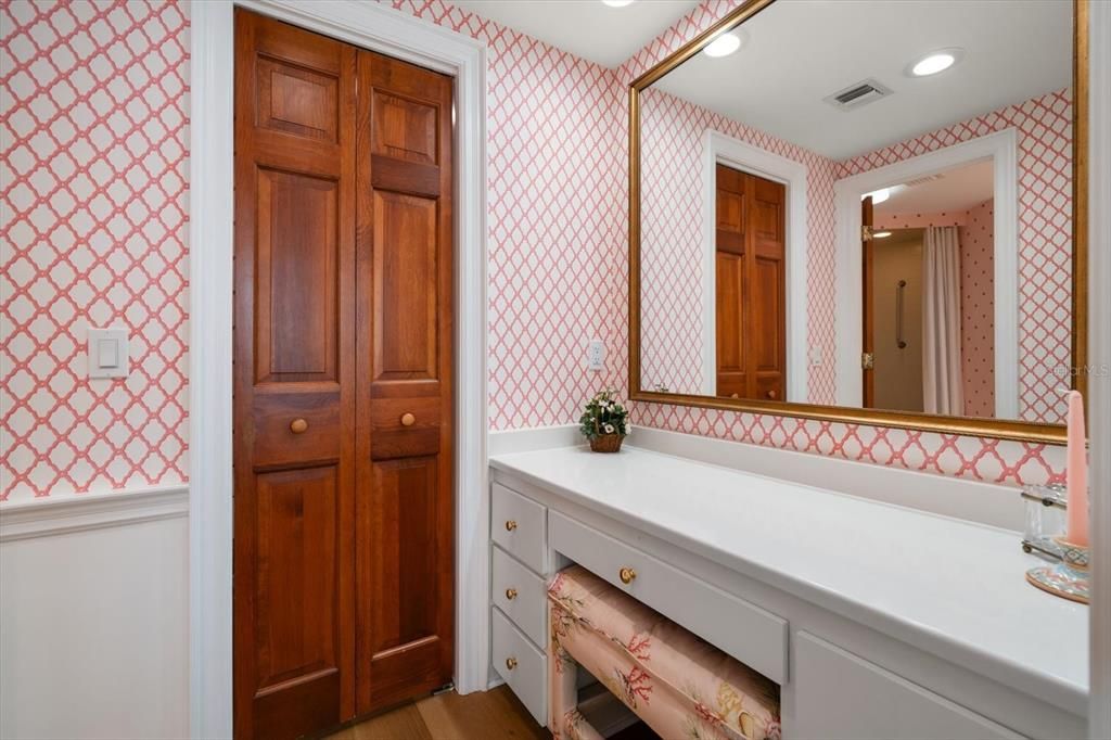 На продажу: $1,075,000 (3 спален, 2 ванн, 1200 Квадратных фут)