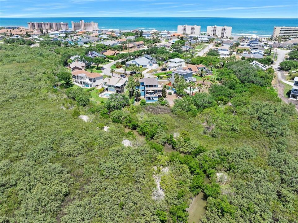 待售: $750,000 (2 贝兹, 2 浴室, 2356 平方英尺)