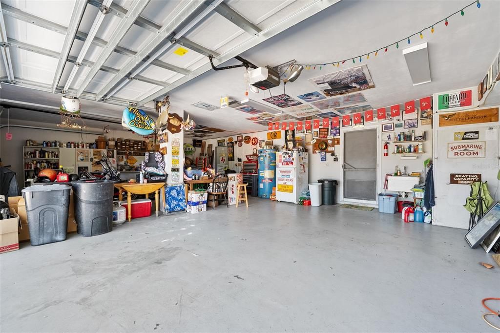 待售: $750,000 (2 贝兹, 2 浴室, 2356 平方英尺)