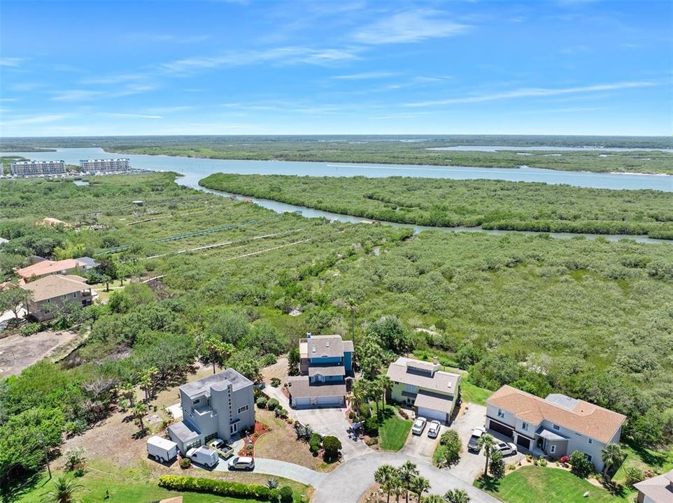 待售: $750,000 (2 贝兹, 2 浴室, 2356 平方英尺)