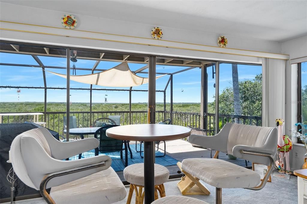 待售: $750,000 (2 贝兹, 2 浴室, 2356 平方英尺)