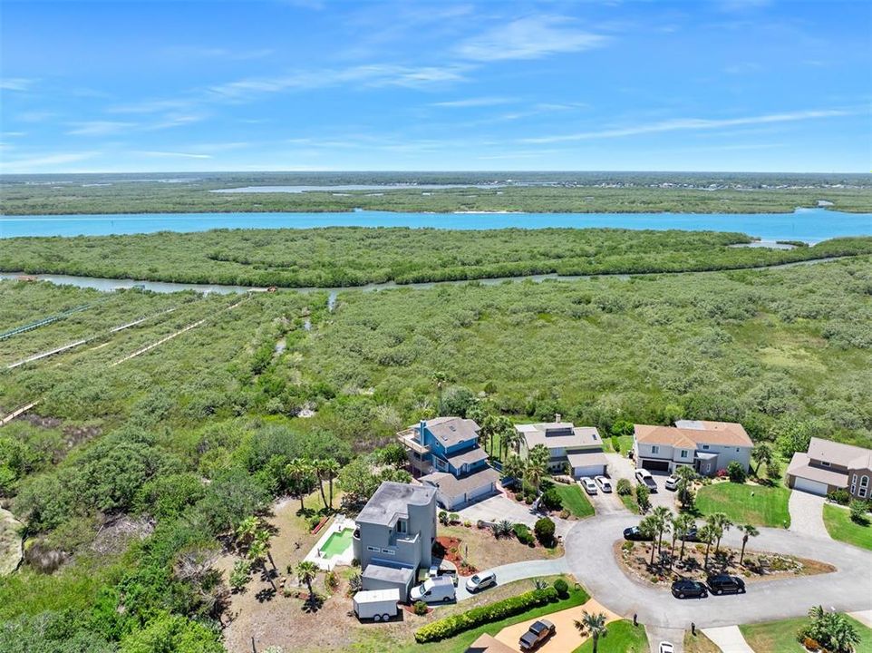 待售: $750,000 (2 贝兹, 2 浴室, 2356 平方英尺)