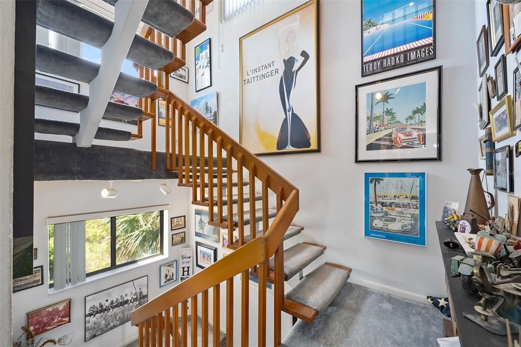 待售: $750,000 (2 贝兹, 2 浴室, 2356 平方英尺)