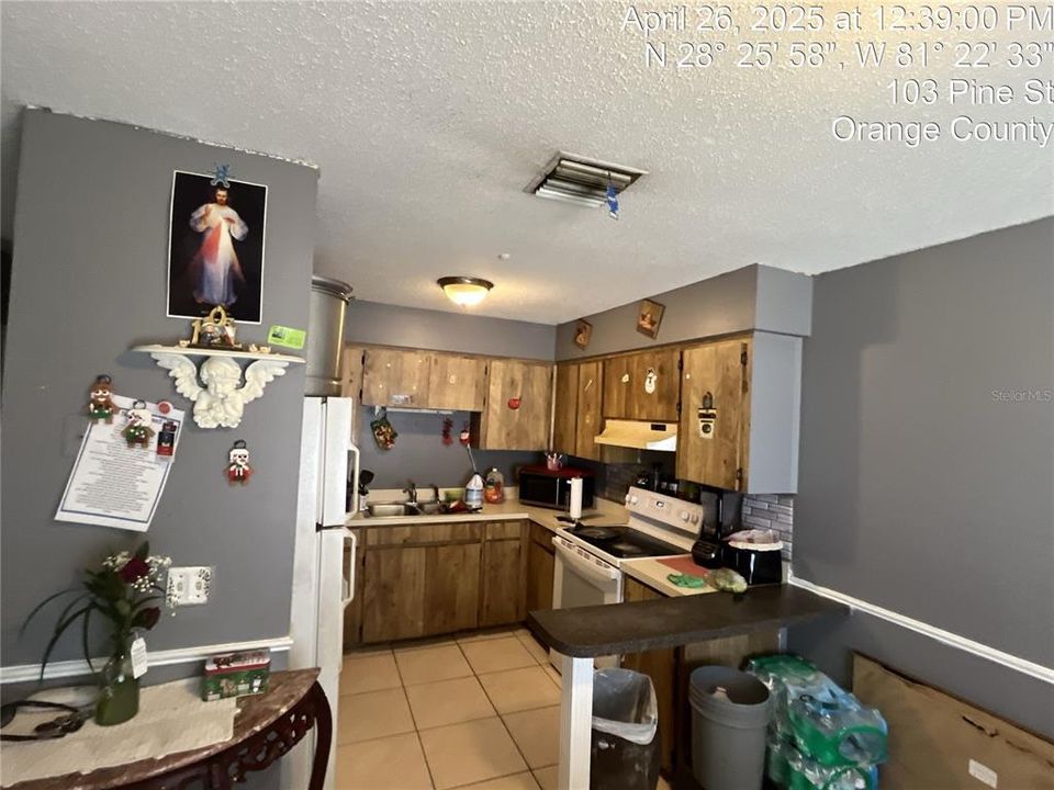 Activo con contrato: $329,900 (6 camas, 0 baños, 1808 Pies cuadrados)