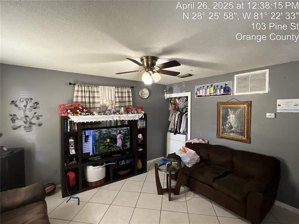 Activo con contrato: $329,900 (6 camas, 0 baños, 1808 Pies cuadrados)