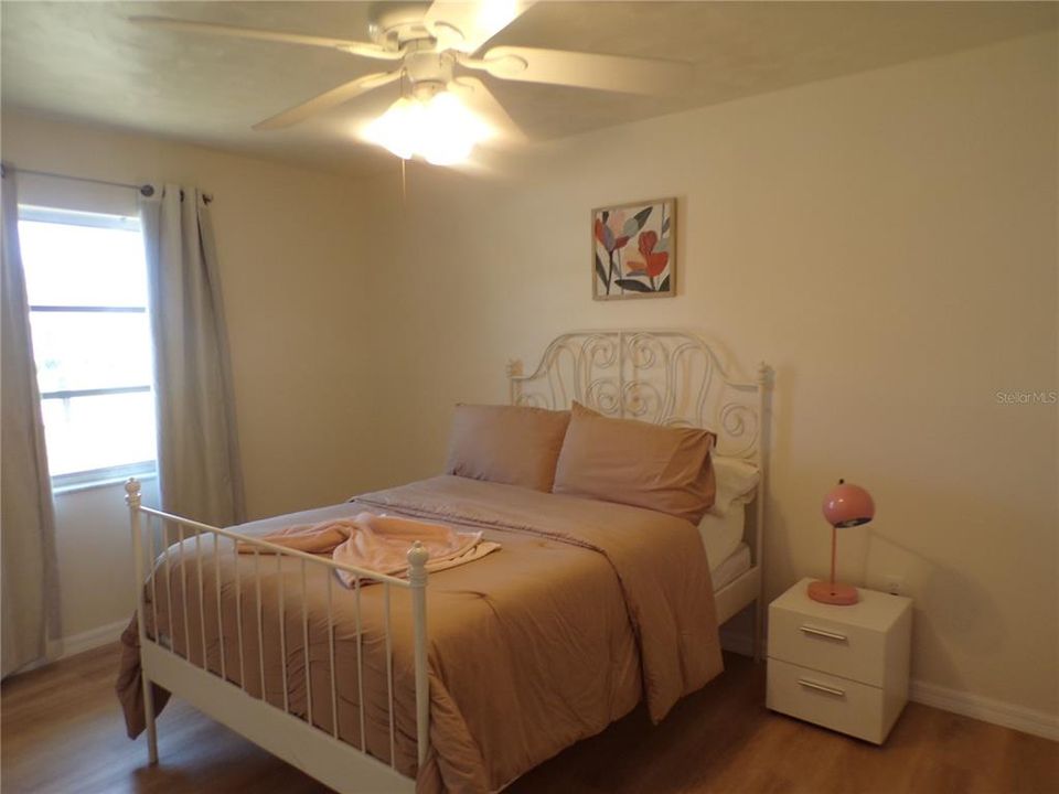 For Rent: $3,000 (3 beds, 2 baths, 1449 Square Feet)