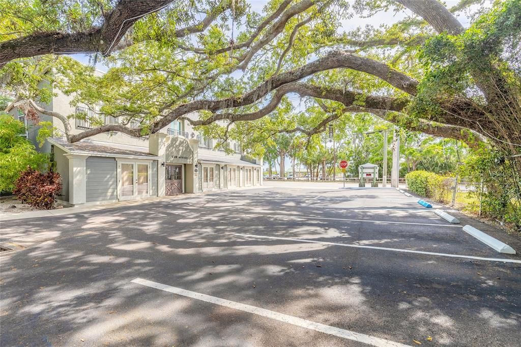 For Sale: $1,950,000 (0 beds, 0 baths, 7044 Square Feet)