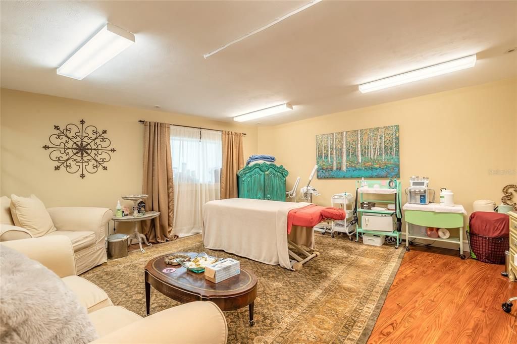 For Sale: $1,950,000 (0 beds, 0 baths, 7044 Square Feet)