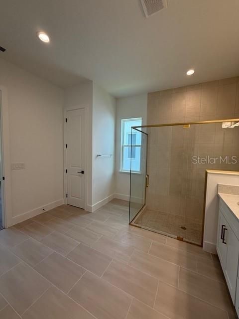 合同活跃: $579,000 (3 贝兹, 2 浴室, 2411 平方英尺)