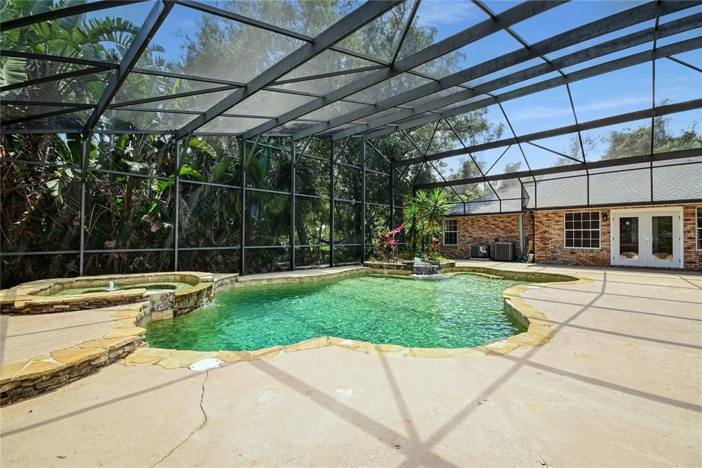 For Sale: $950,000 (4 beds, 4 baths, 3173 Square Feet)