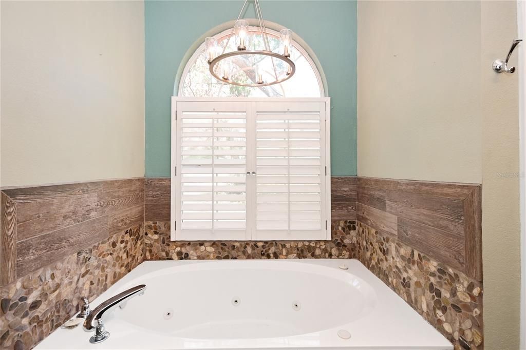 For Sale: $950,000 (4 beds, 4 baths, 3173 Square Feet)