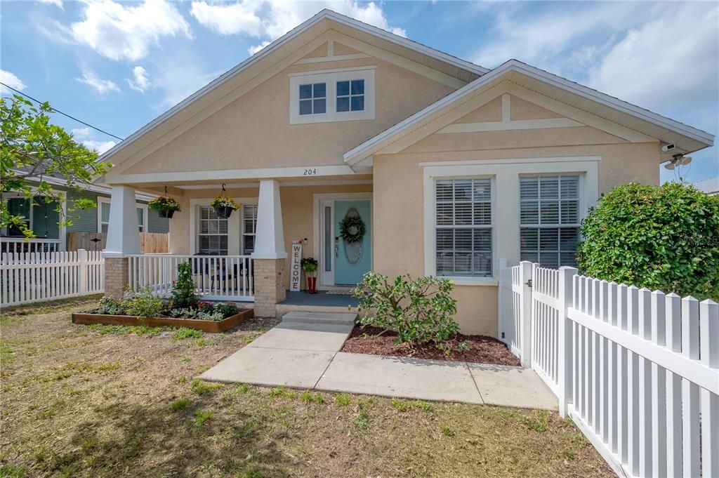 最近售出: $499,900 (3 贝兹, 2 浴室, 1563 平方英尺)