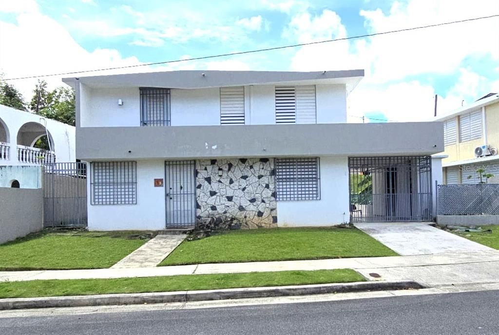 Vendido Recientemente: $375,000 (3 camas, 3 baños, 1600 Pies cuadrados)