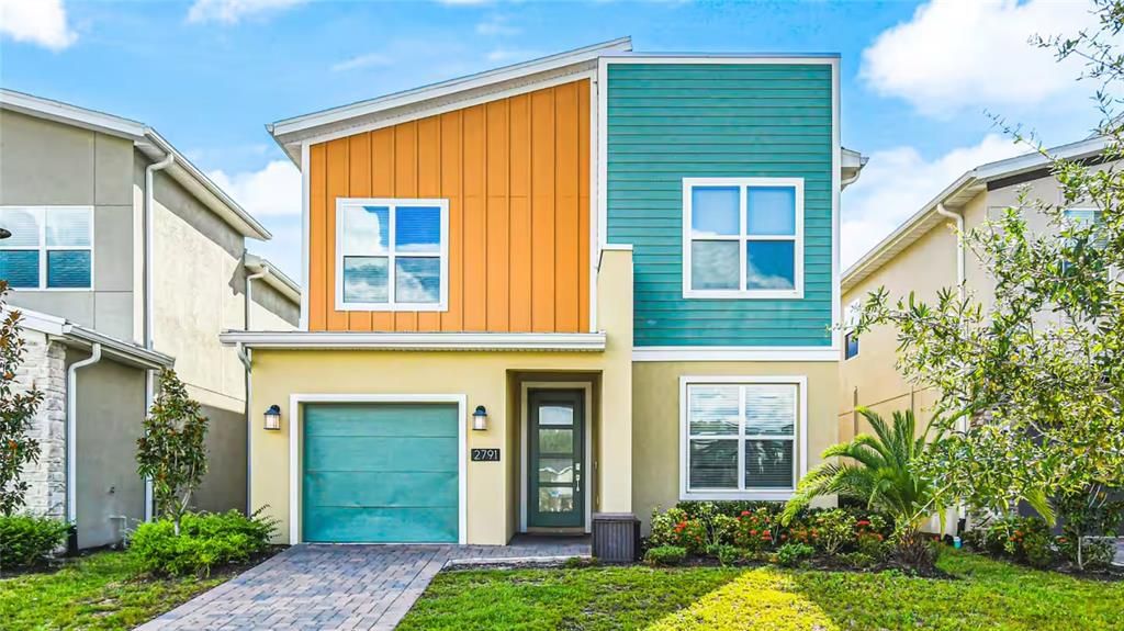 Recently Sold: $599,900 (5 beds, 5 baths, 2996 Square Feet)