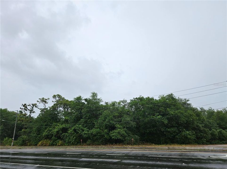 Vendido Recientemente: $610,000 (5.76 acres)