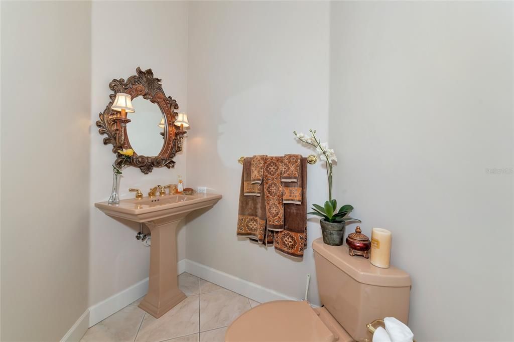 For Sale: $2,249,900 (3 beds, 4 baths, 3911 Square Feet)