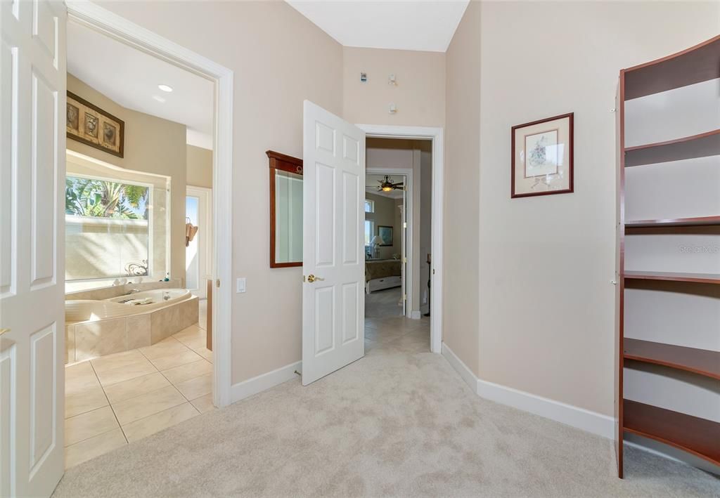 For Sale: $2,249,900 (3 beds, 4 baths, 3911 Square Feet)