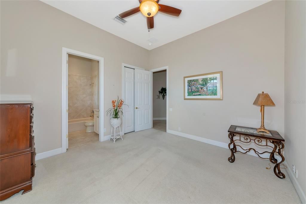 For Sale: $2,249,900 (3 beds, 4 baths, 3911 Square Feet)