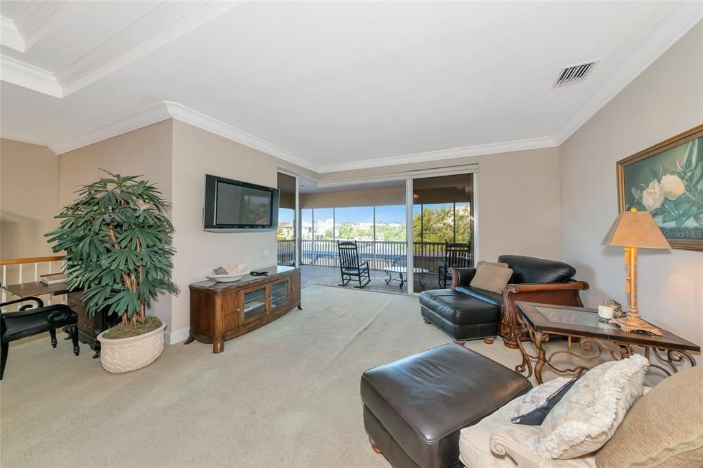 For Sale: $2,249,900 (3 beds, 4 baths, 3911 Square Feet)