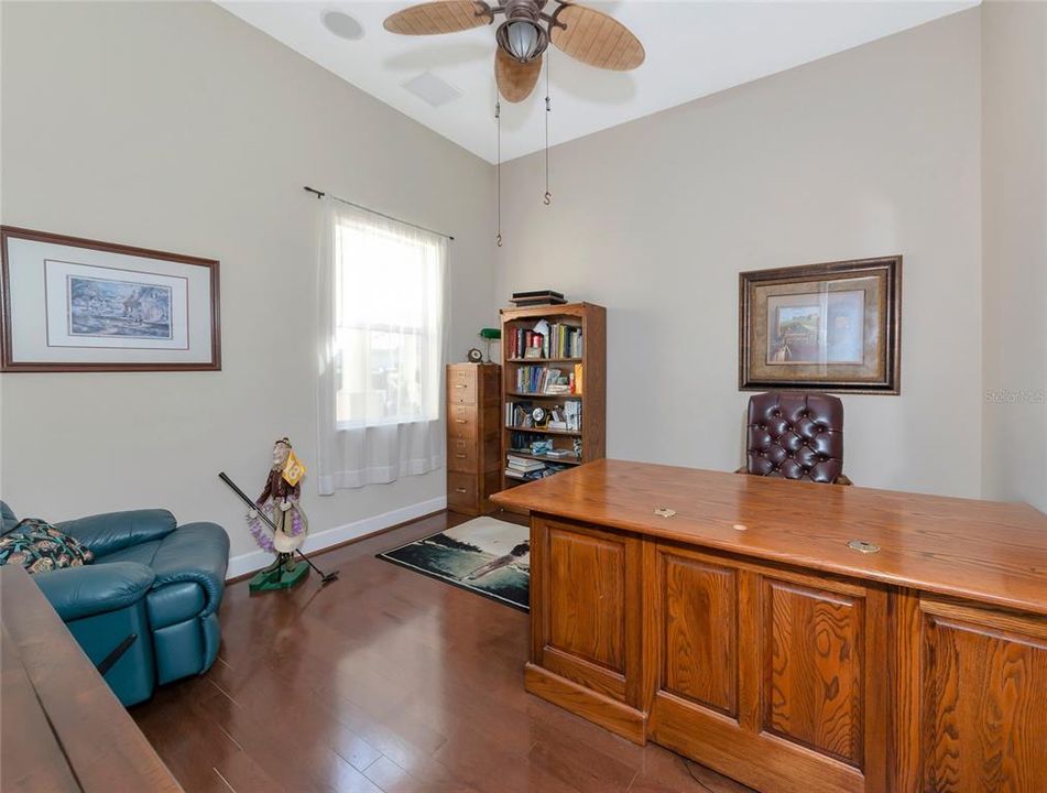 For Sale: $2,249,900 (3 beds, 4 baths, 3911 Square Feet)