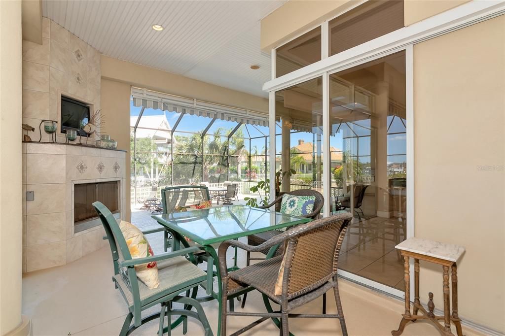 For Sale: $2,249,900 (3 beds, 4 baths, 3911 Square Feet)