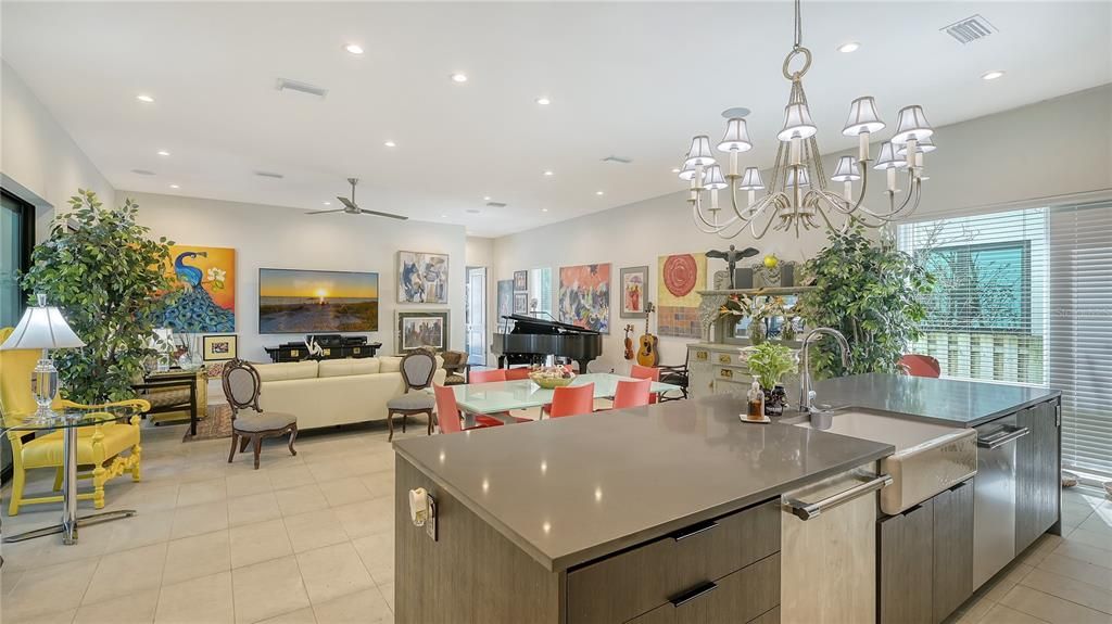 待售: $2,500,000 (4 贝兹, 0 浴室, 4451 平方英尺)