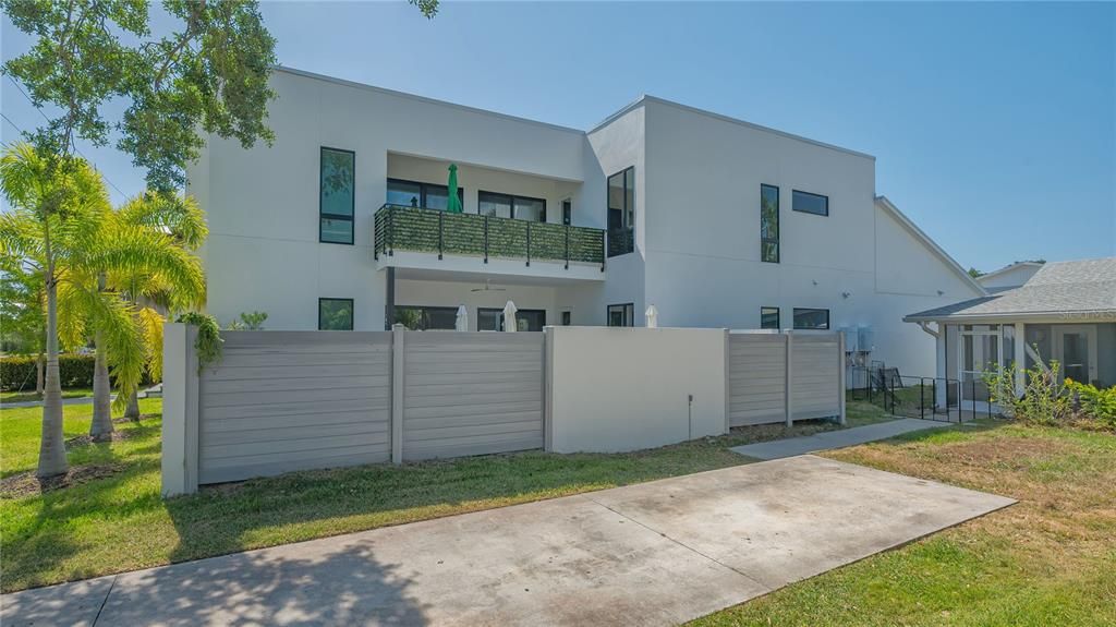 待售: $2,500,000 (4 贝兹, 0 浴室, 4451 平方英尺)