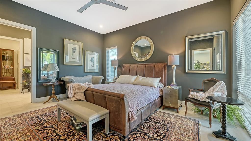 待售: $2,500,000 (4 贝兹, 0 浴室, 4451 平方英尺)